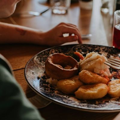 UK households that eat roast dinners issued major ‘drenched in’ warning