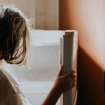 Benefits better way to get people out of poverty than work, research says | Wales Online