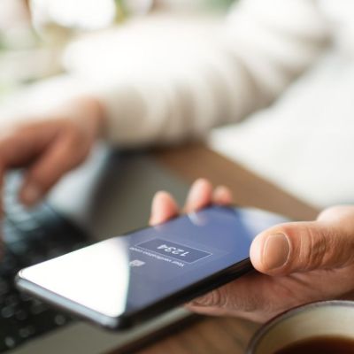 Payouts for anyone who bought an Apple or Samsung phone over nine years sought | Wales Online