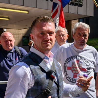Police issue advice to Muslims ahead of Tommy Robinson rally
