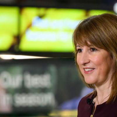 9 policies set for Budget on benefits, pensions, salaries and EVs