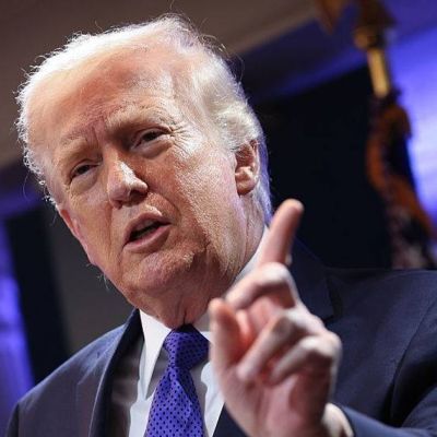 Trump 'survives Iran assassination attempt' as US government issues updates - Nottinghamshire Live