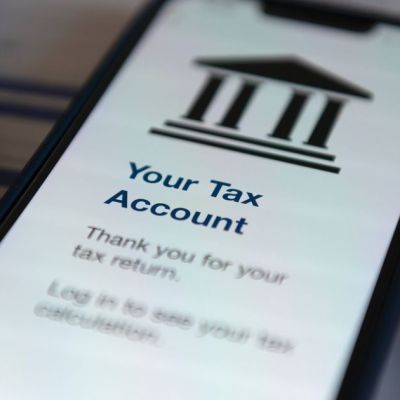 HMRC contacts taxpayers as new ‘legally required’ rule begins