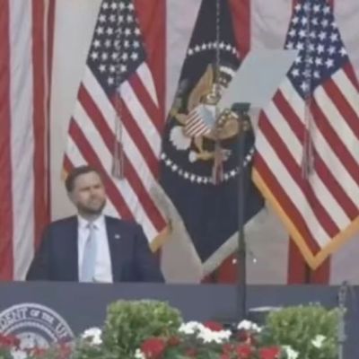 Doctor fears for Trump’s health after President ‘looks asleep’ at Memorial Day