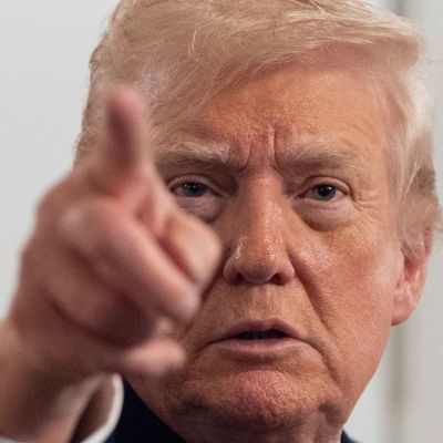 Donald Trump makes chilling threat to migrants in bizarre late-night rant – Daily Star