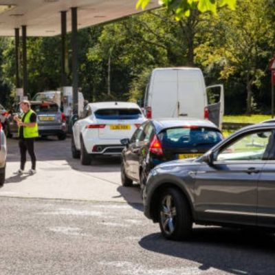 Plan put forward for 10p fuel duty cut ‘until spring 2027’