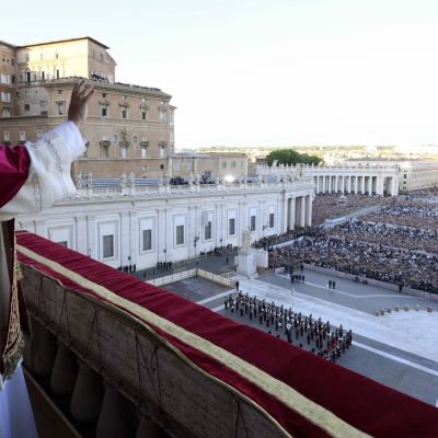 Jubilee year sees death of pope, election of successor