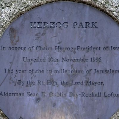 Taoiseach calls for Herzog Park proposal to be withdrawn