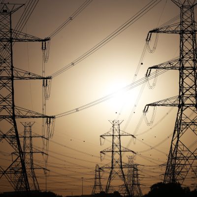 Kuwait Is Awash in Oil Money. But It Can’t Keep the Power on.