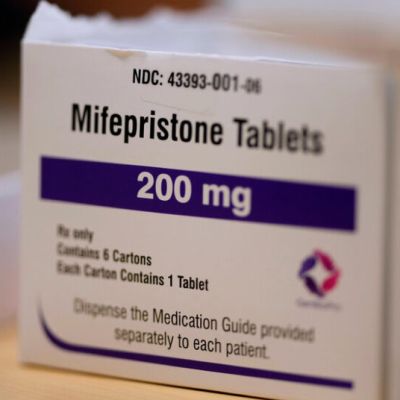 Federal Appeals Court Temporarily Halts Abortion Pill Access by Mail