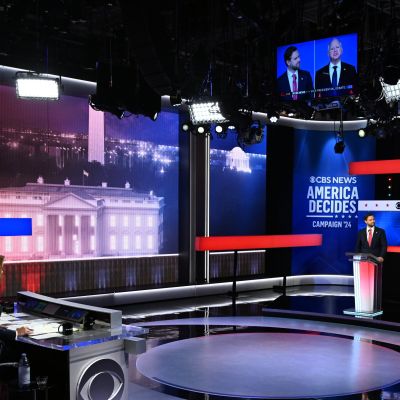 At a Wisconsin Watch Party, the Debate Leaves Students Ambivalent