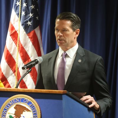 Top F.B.I. Agent in New York Vows to ‘Dig In’ After Removals at Agency