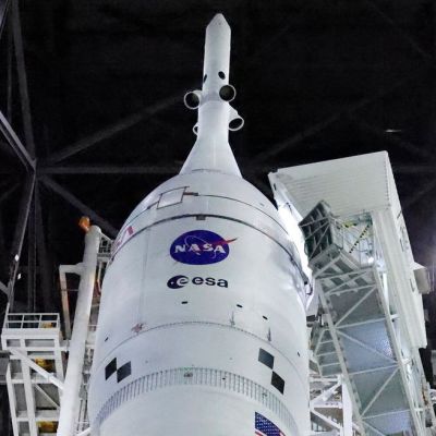 NASA announces plans for a moon base