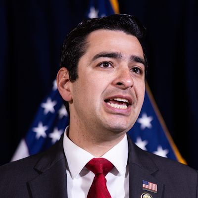 Trump-backed Republican rips Dem town halls as ‘goofing off’ after chicken stunt