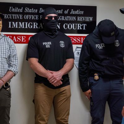 N.Y. Law Barring ICE Agents From Wearing Masks Is Blocked by Judge