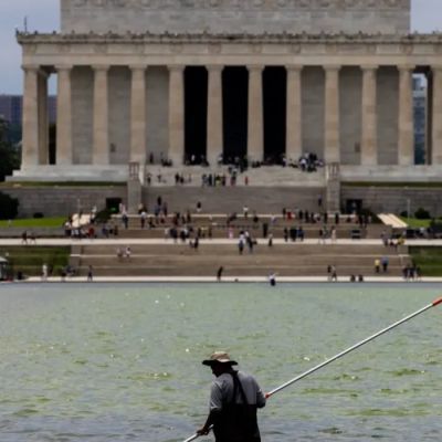 Trump says 300-foot gash in Reflecting Pool is being ‘taken care of’