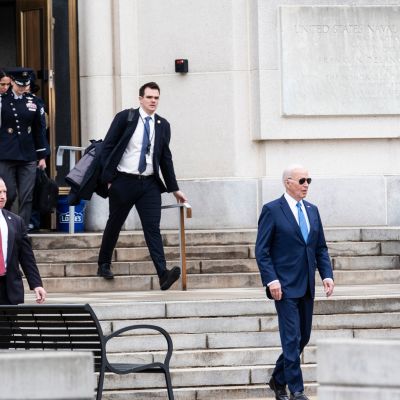 Parkinson's Expert Visited the White House Eight Times in Eight Months
