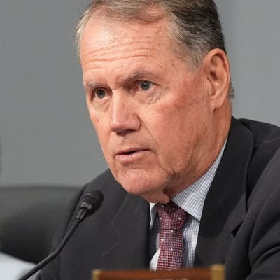 Moderate Democrat in Hawaii Easily Defeats Progressive House Challenger