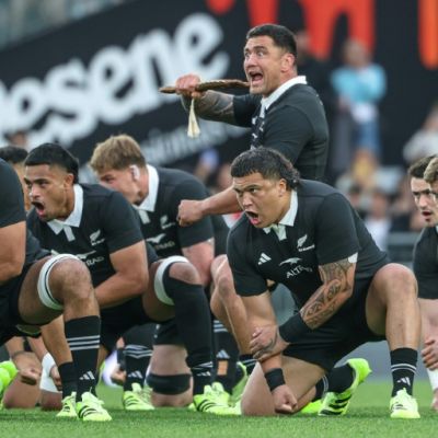 Robertson rallies All Blacks with Rugby Championship on the line