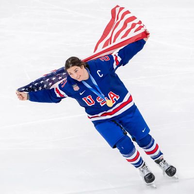 Quartet of Team USA hockey stars crash ‘Heated Rivalry’ actor’s SNL monologue, joke about Trump invite