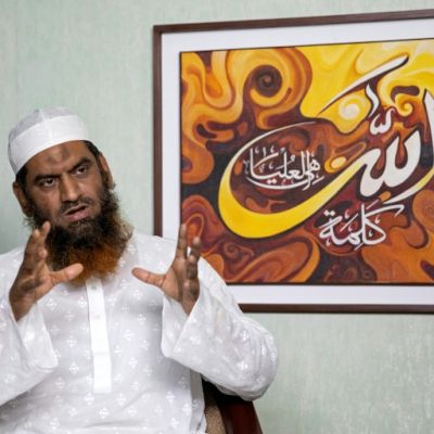 Bangladesh’s influential Islamists promise sharia as they ready for polls