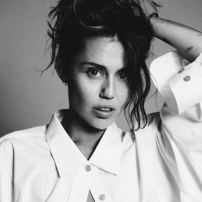 Miley Cyrus Makes History As A Disney Legend. Here’s Why