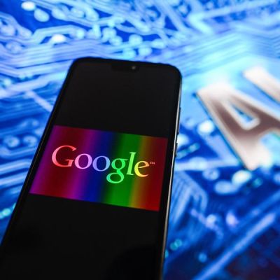 Google Offers Buyout Program Amid AI Shift, Cost Cuts, And Monopoly Accusations