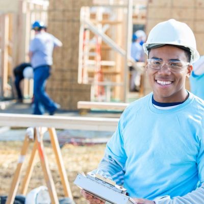 Forget Degrees. These 5 Surprising Jobs Pay $80,000+ In 2025