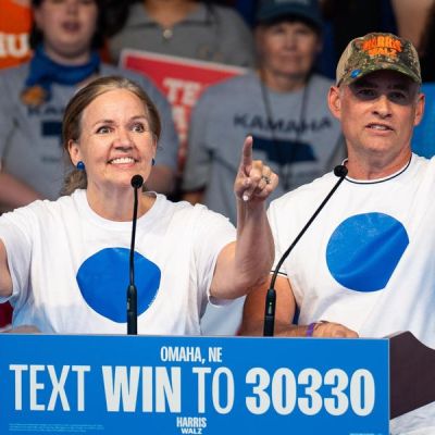 The Design Strategy Behind Omaha’s Blue Dot Yard Sign Craze