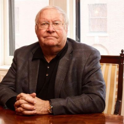 Why Legendary Investor Bill Miller Still Loves Bitcoin — And 3 Ways To Beat The Market