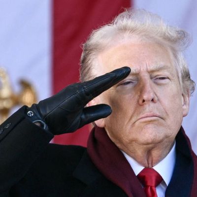 Trump doubles down on billion dollar BBC threat and claims it ‘defrauds public’ – Daily Star