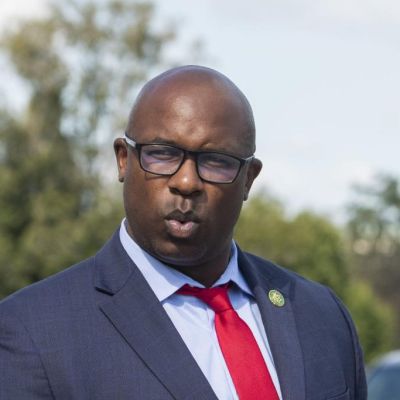 Jamaal Bowman’s bonkers wall of honor: Letters to the Editor  —  Feb….