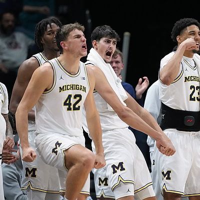 Michigan up to No. 3 in AP Top 25 men’s basketball poll, Michigan State and Iowa State into top 10 | Chattanooga Times Free Press