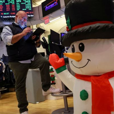 A Santa Claus rally may soon be coming to town — why it happens and what it means for investors like us