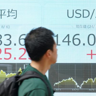 The big ‘carry trade’ unwind is far from over, strategists warn