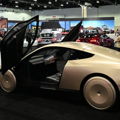 What needs to go right in 2025 for the market to justify Tesla’s valuation and stock price