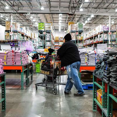 Wholesale prices unexpectedly fell 0.4% in March, showing easing inflation backdrop ahead of tariffs