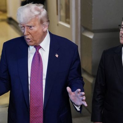 Trump tax bill faces fresh hurdles, with holdouts invited to White House last-minute