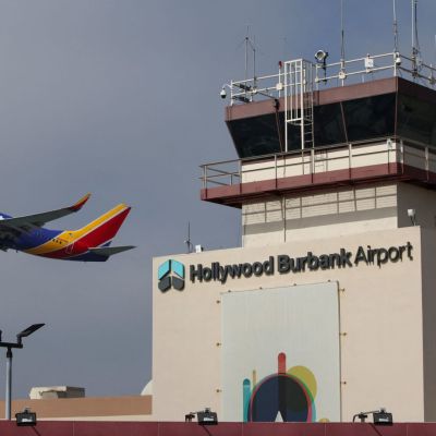 U.S. air traffic control staffing hit for second day, delaying flights