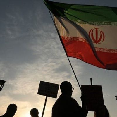 Iran hangs man convicted in massive scam case