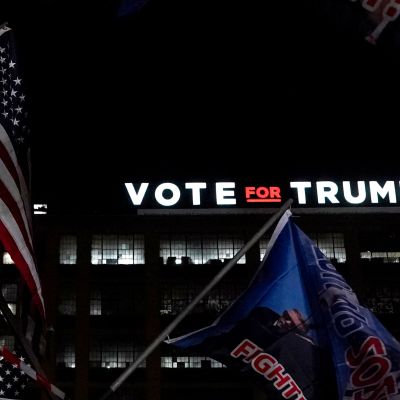 With 100-Foot-Wide Trump Sign, a Sticker Company Dives Into Politics