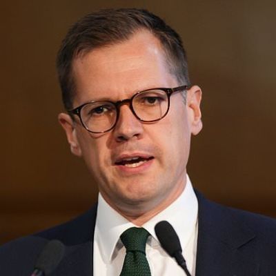 Reform pledges welfare cuts to save £50billion a year