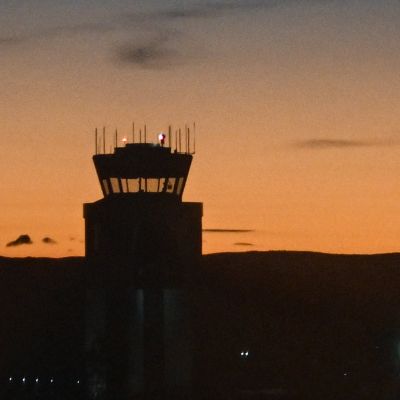 Duffy Won’t Give Timeline to Restore Flights as Shutdown Appears Near End