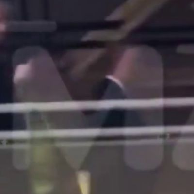 Trump cursed and gave middle finger to Ford employee who called him “pedophile protector”. VIDEO