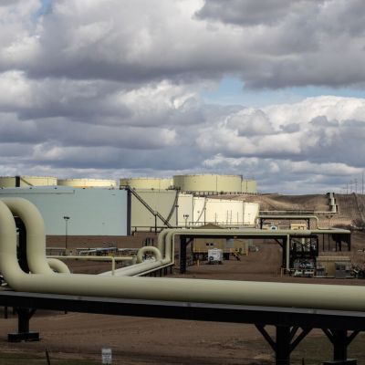 Tariff Threat Unleashes Flood of Canadian Oil Heading to US