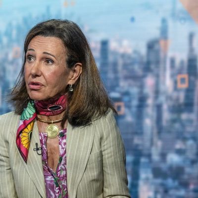 US, Spain to Resume ‘Amazing’ Ties Soon, Santander’s Botin Says