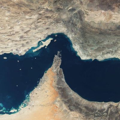 US, Iran Edge Toward Interim Peace Deal That Will Reopen Hormuz