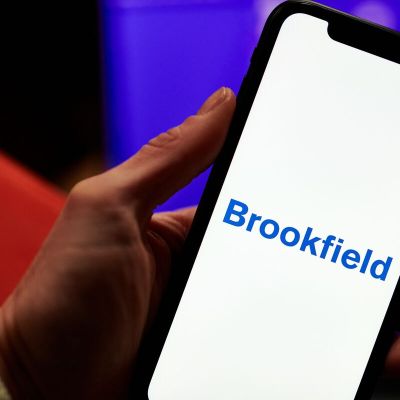 Brookfield Tests Market for Debt Deals Halted by Trade Strife