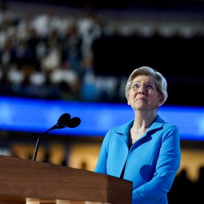 Elizabeth Warren Presses Coca-Cola, Pepsi, General Mills on Shrinkflation