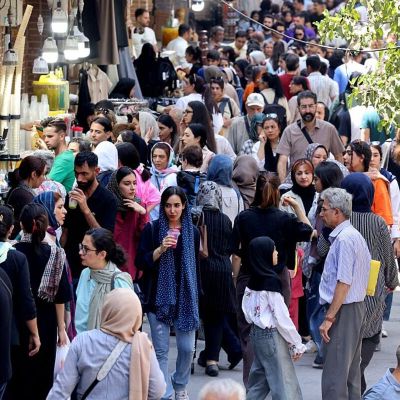 Trump Hints US Will Let Economic Pressure on Iran Do the Work